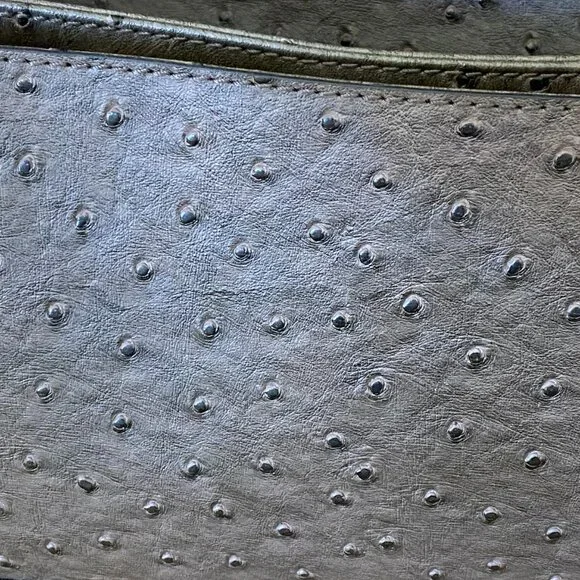 Guess Hand Bag - Picture 11 of 11